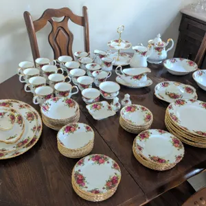 Royal Albert Old Country Roses Bone China Dinnerware Set