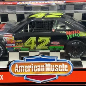 ERTL American Muscle 1:18 Mello Yello Grand Prix Die-Cast Model