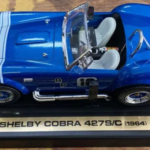 Shelby Cobra 427S/C (1964) Diecast Model Car