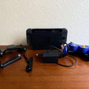 Nintendo Switch, Controller & Accessories