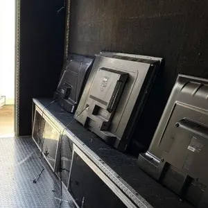 Group of Flatscreen TV's (8 Total)
