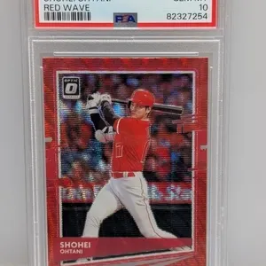 2020 Optic Shohei Ohtani Red Wave Prizm 118 PSA 10