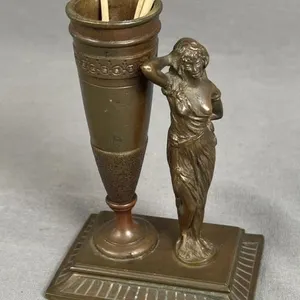 C1900 Art Nouveau Match Holder