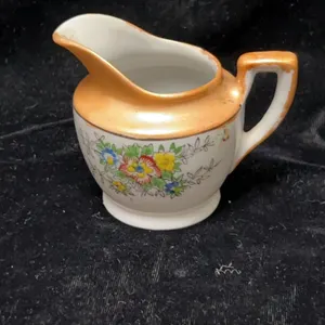 Japanese Porcelain Creamer with Gold Trim and Hand-Painted Floral Motif, Circa Early 20th Century, 3