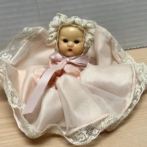 Effanbee Hollywood 7109 Doll with Pink Dress and Lace Bonnet, Composition Head, 1940s Era, USA Marke