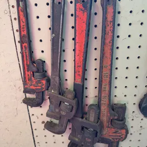 Nye Ridgid and Defiance Cast Iron Pipe Wrenches