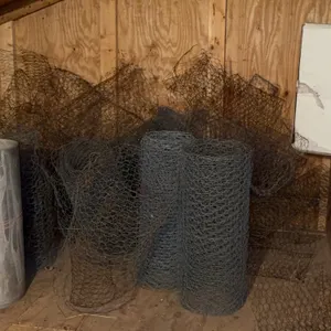 Chicken Wire Roll Lot