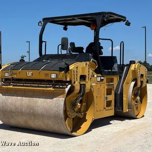 2016 Caterpillar CB68B Versa-Vibe double drum vibratory roller
