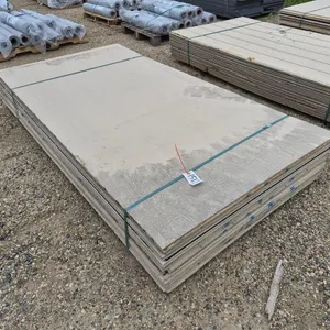 Exterior Panel Siding (8'x4')
 UNRESERVED