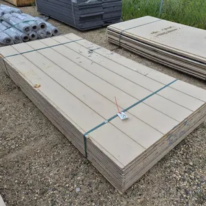 Exterior Decorative Panel Siding (8'x4')
 UNRESERVED
