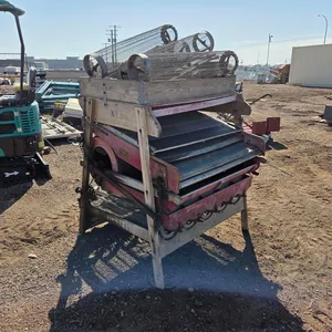 Viking Grain Cleaner w/ Screens
 UNRESERVED