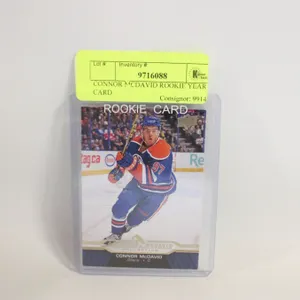 CONNOR MCDAVID ROOKIE YEAR CARD