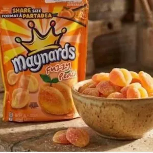 Lot of 12 - Maynards Fuzzy Peach Candy 154g Bag