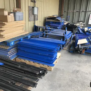 Retail Store Slatwall Shelving & Shelving (Large Quantity)
 UNRESERVED