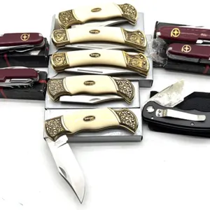 Pocket Knives 2.5” Blades and Smaller