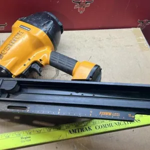 BOSTITCH 28� Air Nailer. #F28WW N88WWB. Untested.
