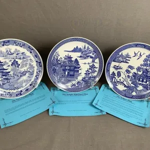 The Willow Collection Plates