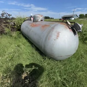 500 Gal Propane Tank w/Filler Hose - 95% Full