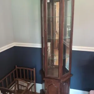 Small lighted display cabinet 25x10x71H