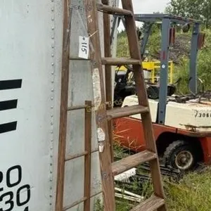 Wooden 8' Ladder