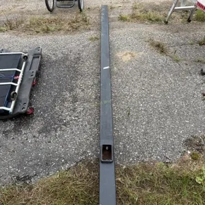 10' Metal Pole