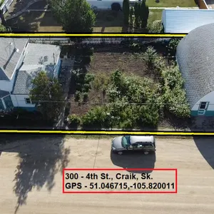Real Estate - 300 - 4th St., Craik, Sk.