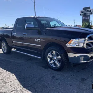 2015 Dodge Ram 1500 SLT Crew Cab Pickup Truck