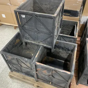 (5) Metal Flower Pots
 UNRESERVED