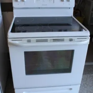 Frigidaire 30" Freestanding Electric Range