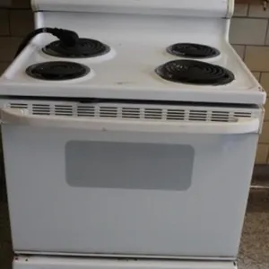 Hotpoint Mod. R B757W H4WW Electric Range