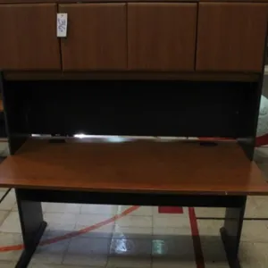 Bush Business Furniture Straight Desk w/Hutch