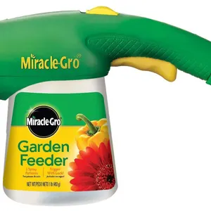Miracle-Gro Garden Feeder 1 lb. Plant Food Kit