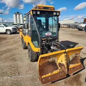 2014 Trackless MT6 Articulating Tractor
 UNRESERVED