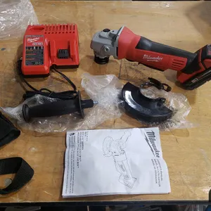 Milwaukee Grinder, Battery & Charger
 UNRESERVED