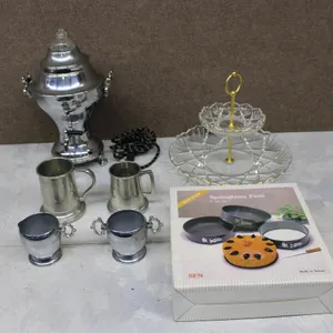 Kitchen Serveware and Bakeware
