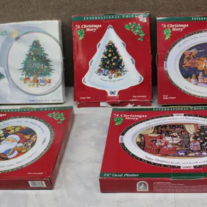 International China Christmas Porcelain Plates