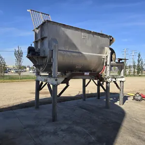 Day Mixing Ribbon Grinder w/ Parts
 UNRESERVED