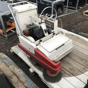 Tennant 42HD Power Sweeper
 UNRESERVED