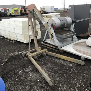 Engine Hoist
 UNRESERVED
