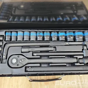 Unused 24Pcs 1/2" Socket & Ratchet Set (8mm-32mm) 