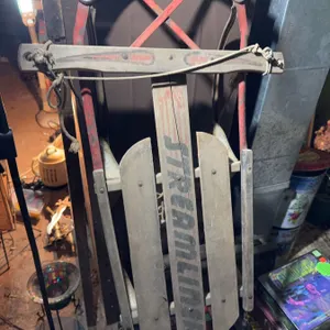 Streamliner Wooden Sled with Metal Runners
