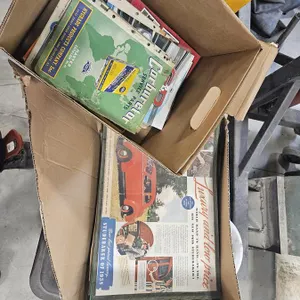 Various Vintage Cut Outs and Magazines
 UNRESERVED