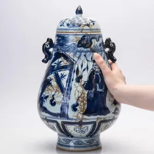 CHINESE BLUE AND WHITE BALUSTER JAR WITH LID