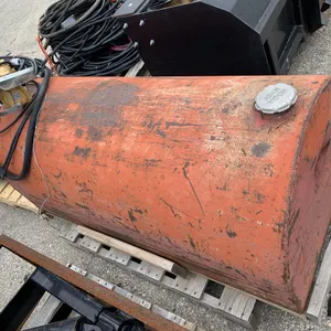 Large Slip Tank w/ Electric Pump
 UNRESERVED