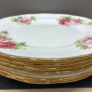 6 Royal Albert American Beauty Dinner Plates.