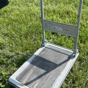 Folding platform cart