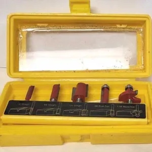Set of Router Bits