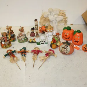 Halloween Décor