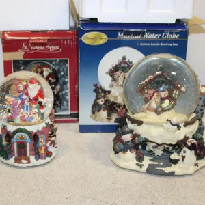 Christmas Water Globes