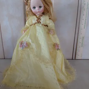 Vintage Madame Alexander Sleeping Beauty Vinyl Doll 12"